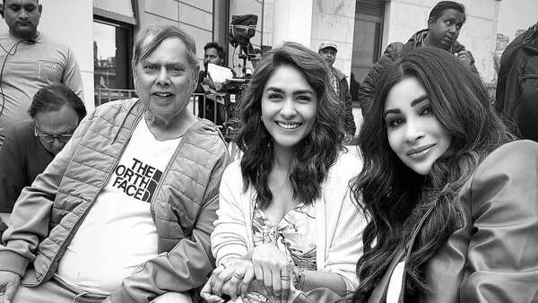 mouni with mrunal and david