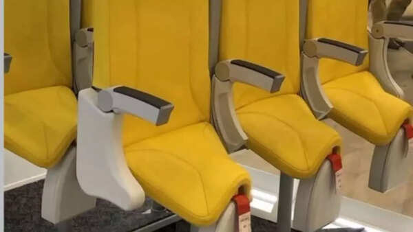 Skyrider 2.0 standing seats