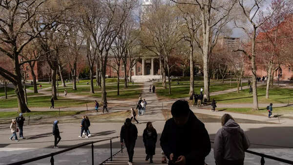 Trump vs Harvard (6)