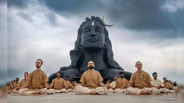 Sadhguru (3)