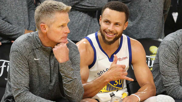 Steve Kerr Stephen Curry.