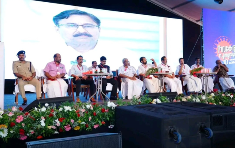 V. Abdurahiman, Minister for Sports, Minority Welfare, and Waqf, inaugurated the “Ente Keralam” exhibition and trade fair online, in connection with the fourth anniversary of the state government, at Kottakkunnu Grounds. P. Nandakumar, M.L.A., presided over the colourful event.
