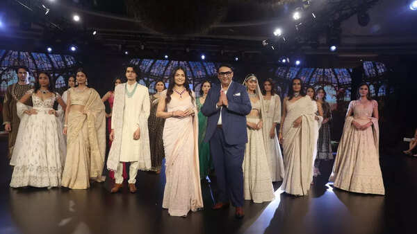 An ode to chikankari karigars