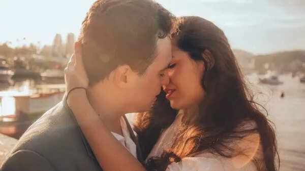 Depression from kissing (4)