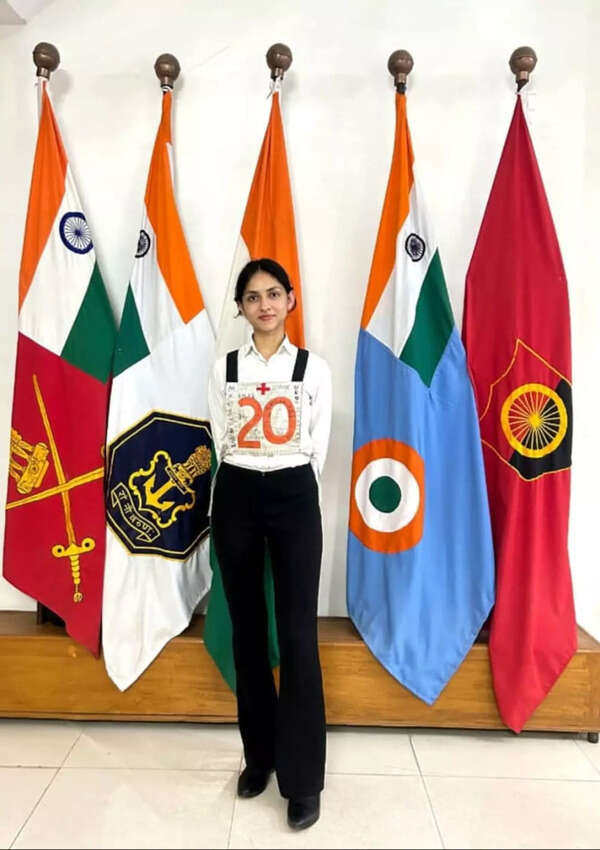 Harshita Kadian from Rohtak secures All India Rank 3 in CDS exam 2025 2 Harshita Kadian