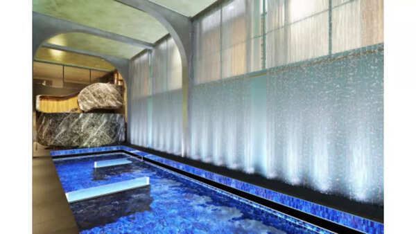 500_mandaraspaandsalon-waterfall-aquaandluna