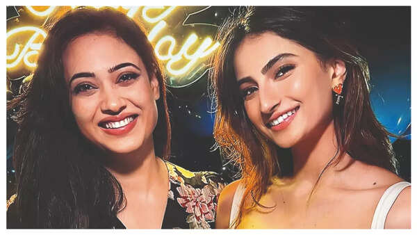Shweta Tiwari and Palak Tiwari Shweta Tiwari and Palak Tiwari