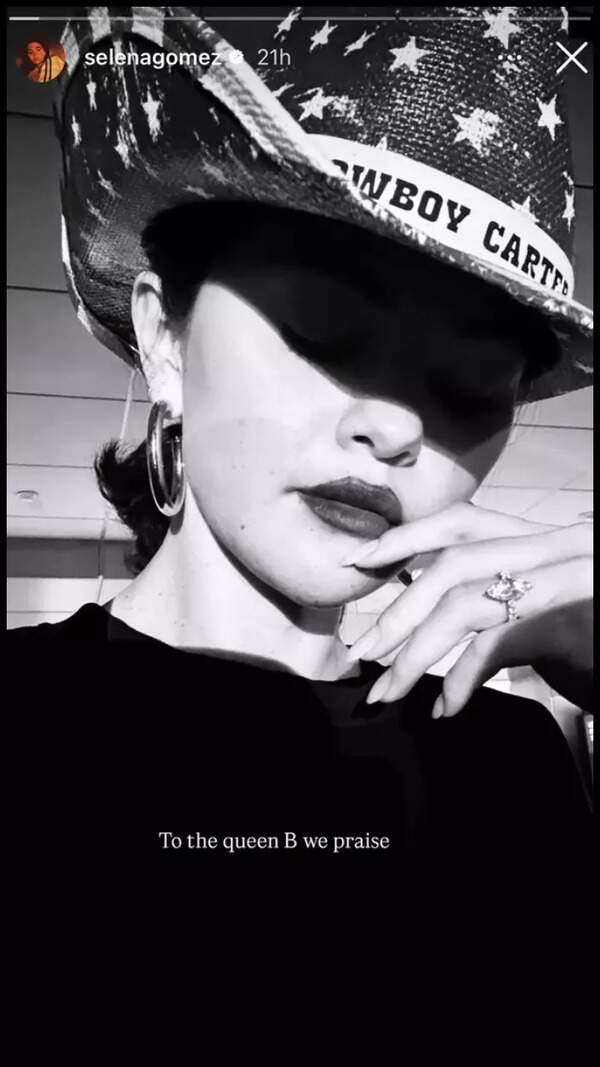 Selena - the Beyonce hat