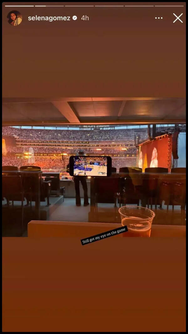 Selena - the Knicks