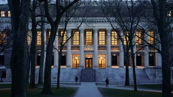 Trump vs Harvard (3)