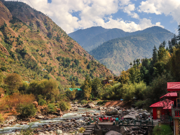 Riverside cottage in Jibhi