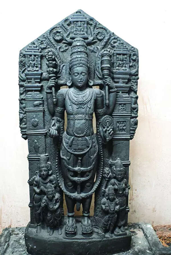 Lord Laxminarayan idol