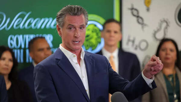 Newsom (2)