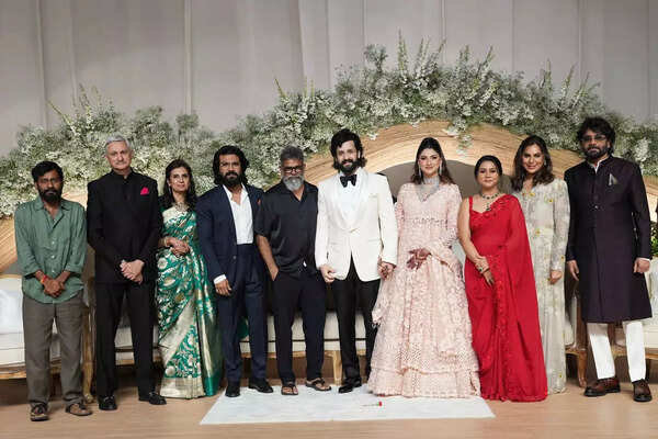 pg1&3_Akhil_Reception4