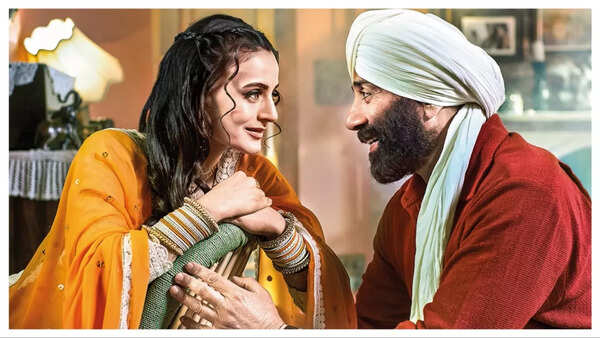 Ameesha with Sunny Deol in Gadar 2