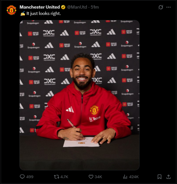 Matheus Cunha signs for United