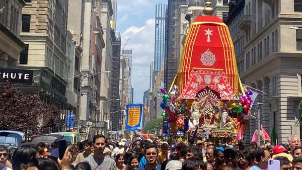 Rath Yatra USA (1)
