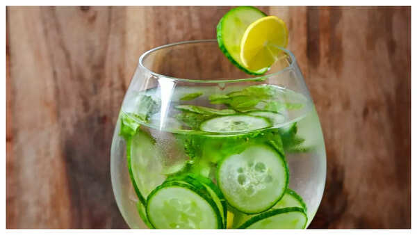 Cucumber detoxification water detoxification
