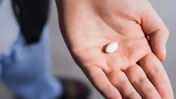 Cholesterol pill (1)