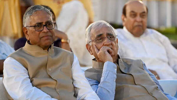KN Shrivastava, Director, IIC and Salman Khurshid