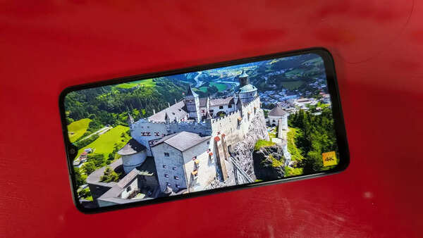 Display quality of Itel A90 looks decent