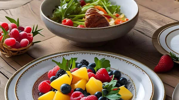 Image credits: Canva Fruits with meals