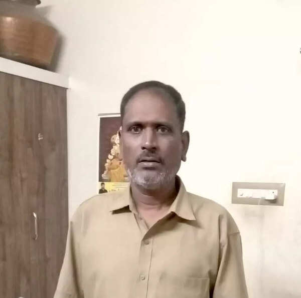 Krishna AM Krishna AM