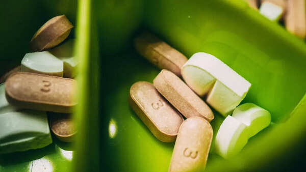 Superfoods vs Supplements (7)
