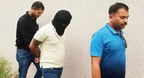 Shillong police arrest property broker Silom and took him to the place where he had burnt Sonam’s bag. The recovery was made from an empty plot in Hare Krishna Vihar Colony near MR-3 in Indore on Sunday