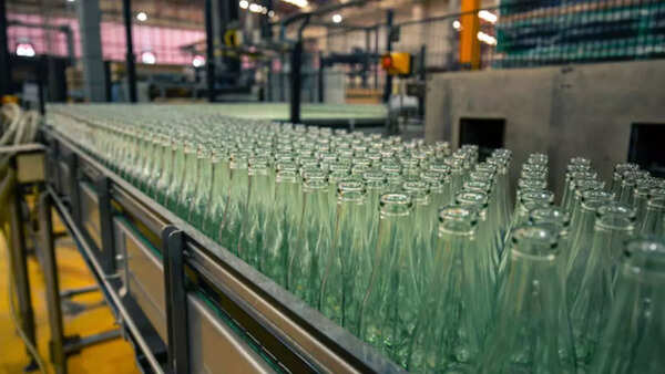 Think glass is safer than plastic? It might contain more cancer-linked microplastics; study says | 2 What is the source of plastic in glass bottles