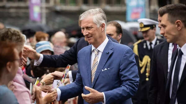 Abdication (2)