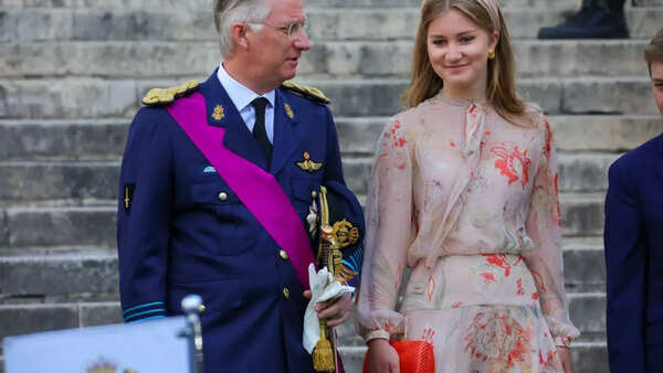 Abdication (5)