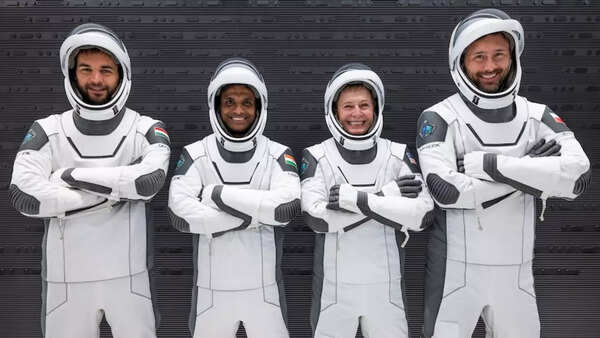 Ax 4 crew (1)
