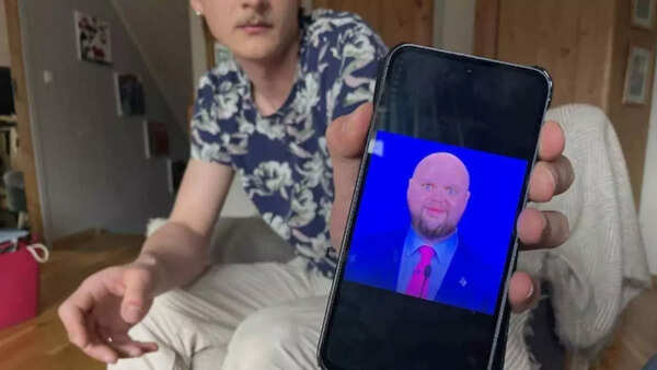 meme on vance