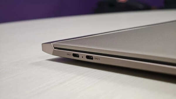 Acer Swift Neo laptop has a sleek design