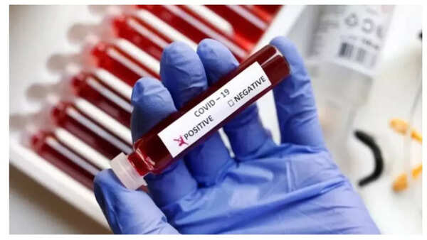 Coronavirus Symptoms:'Razor Blade throat' emerges as new symptom of Covid 19: Why does it hurt so much | 2 1