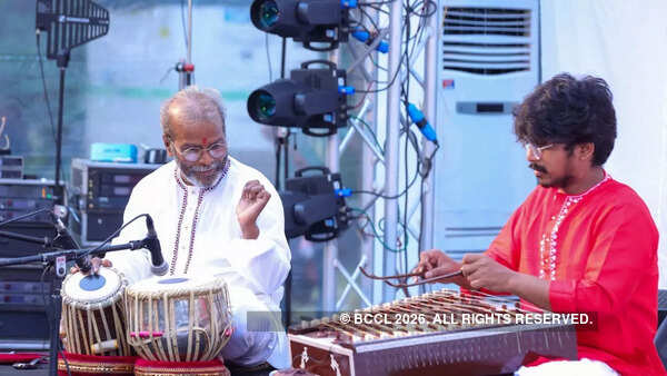 Tabla and santoor jugalbandhi by Pt Lalit Kumar and Kumar Sarang