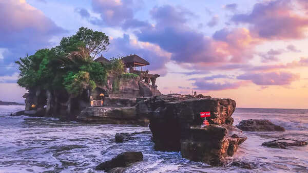 Tanah Lot Temple