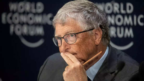 What stopped Bill Gates from becoming a trillionaire