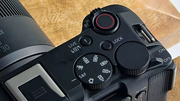 The rotating crown has one mode for the still, rest all are for videos