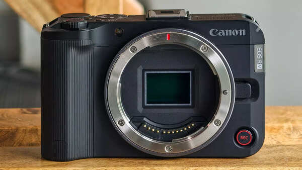 Canon R50V is so compact it fits perfectly into even ever-so-small hands