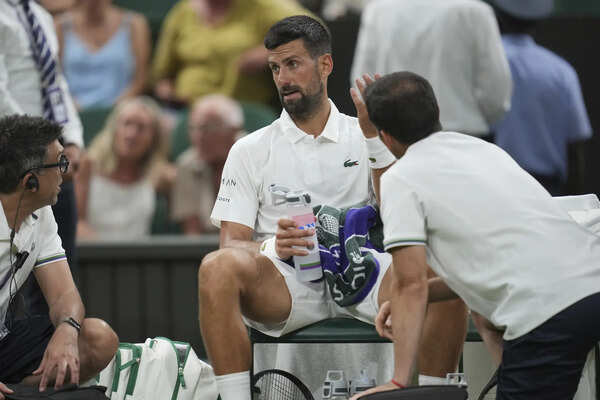 Wimbledon: Novak Djokovic mengatakan bahwa 'pil ajaib' seorang dokter membantu perutnya selama kemenangannya