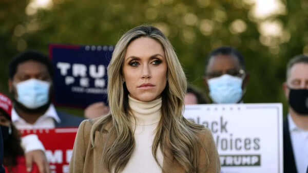 Lara Trump (5)