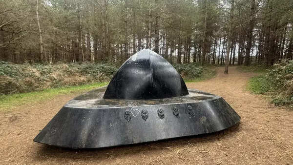 UFO (3)