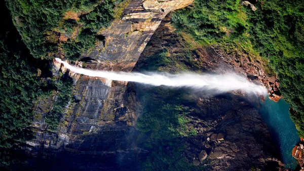 Nohkalikai Falls