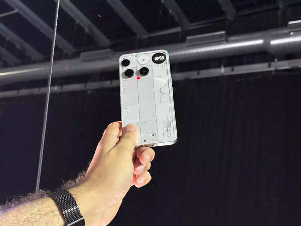 Nothing Phone (3) in White