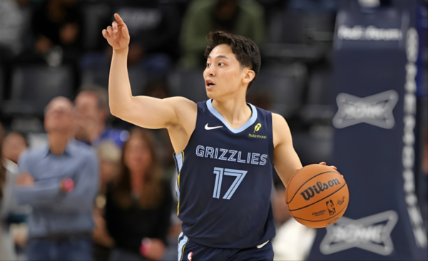 Yuki Kawamura is a Japanese player
