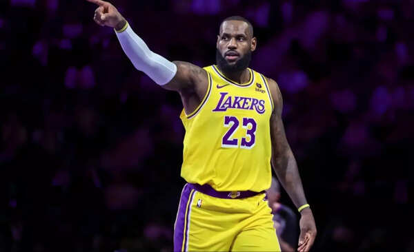 LeBron James is in Los Angeles Lakers