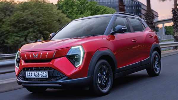 Mahindra XUV 3XO RevX