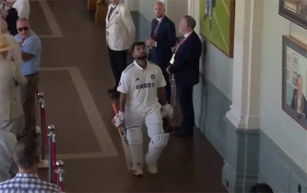 Rishabh Pants in Lord's Gallery (Image Credit: X)
